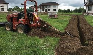 Копка траншей для водопровода в Энгельс: цена за метр от 944 руб.